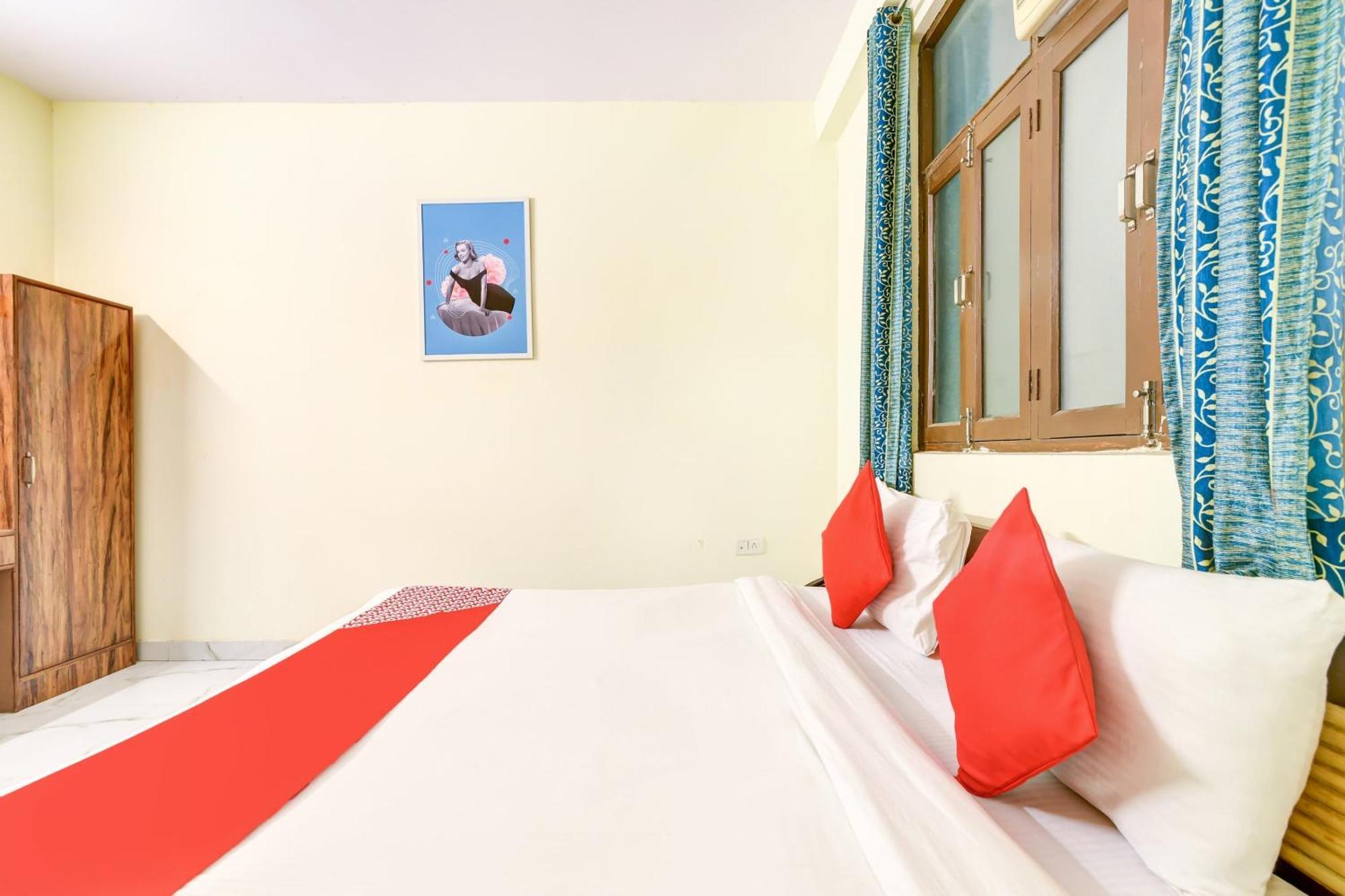 Hotel O 74192 Vishwakarma Palace Delhi  Luaran gambar