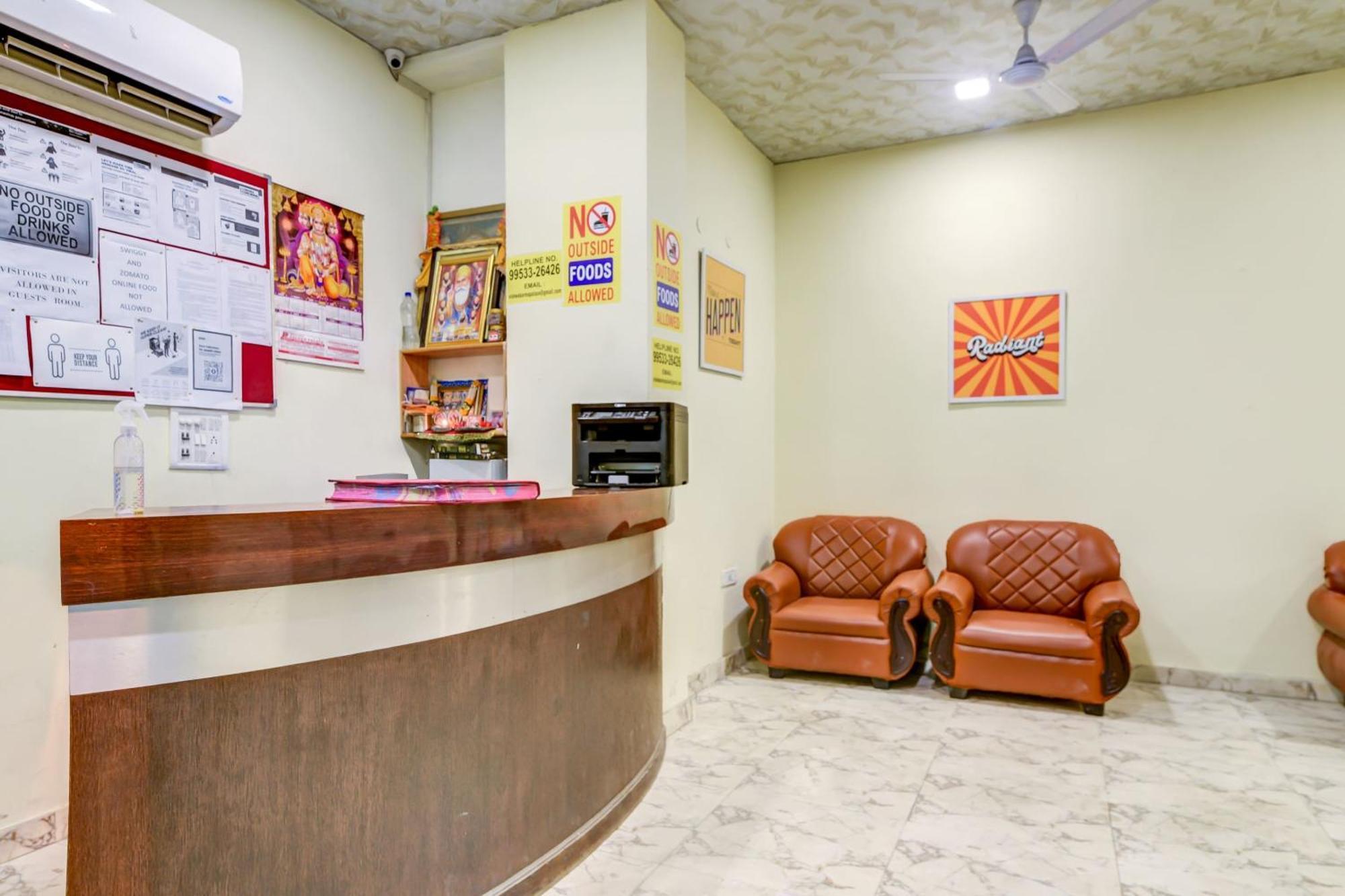 Hotel O 74192 Vishwakarma Palace Delhi  Luaran gambar